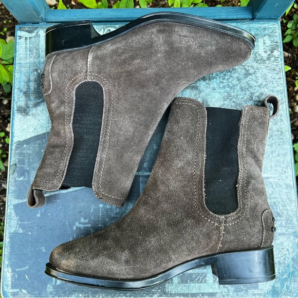 Andre Assous Odalys Women's Waterproof Brown Suede Boots - Picture 5 of 12